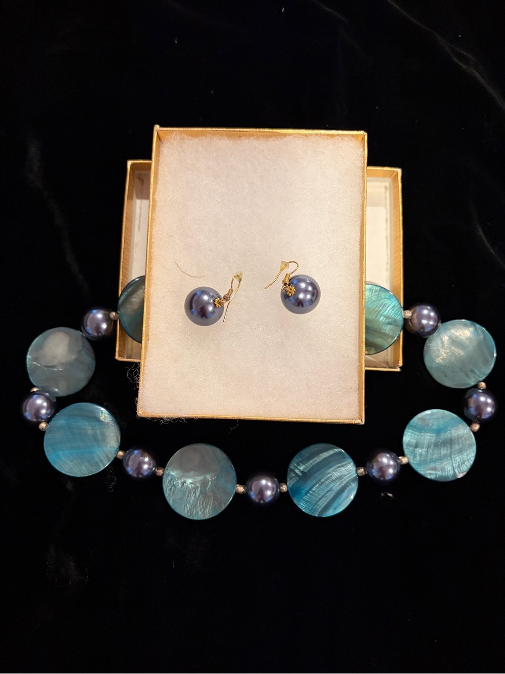 Elegant Teal Shell Disc Necklace with Matching Pearl Drop Earrings